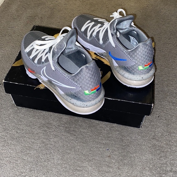 Lebron 17 Low Grey 17 Low Particle Grey Lebron 17 Grey And Black